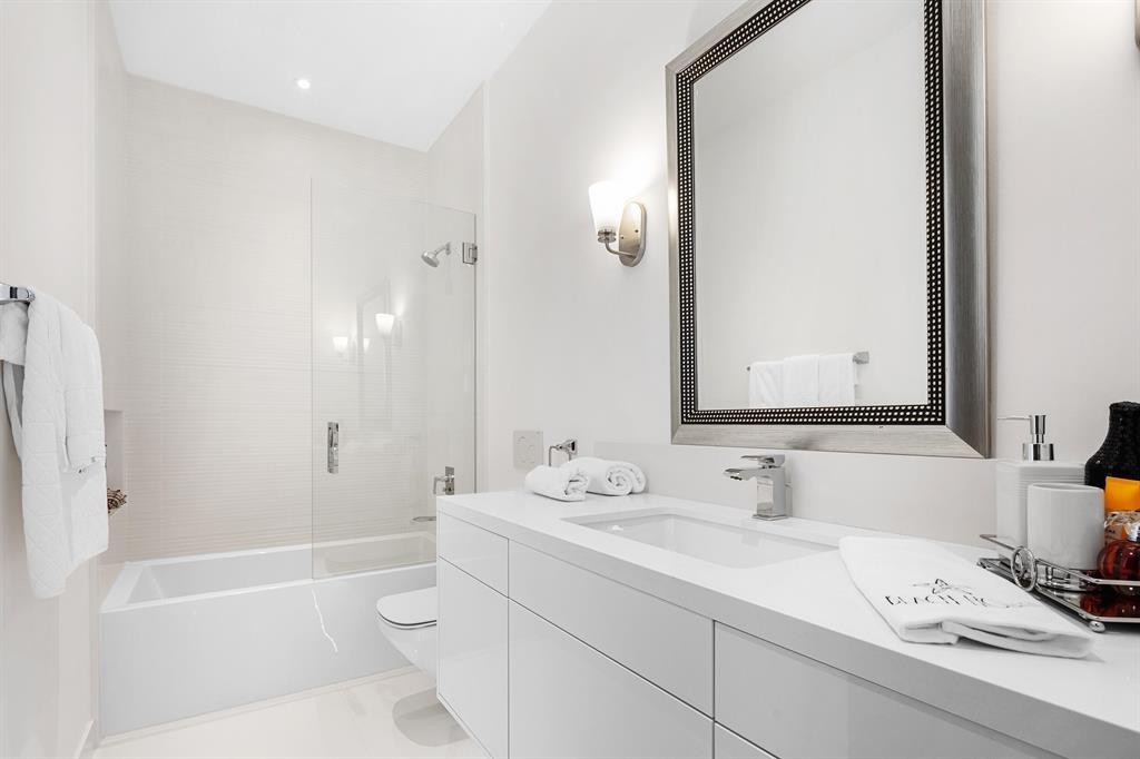 ROYAL PARK - Residential