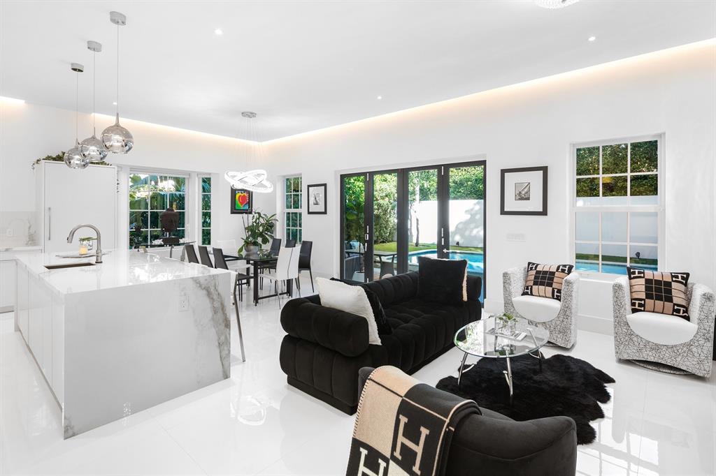 ROYAL PARK - Residential