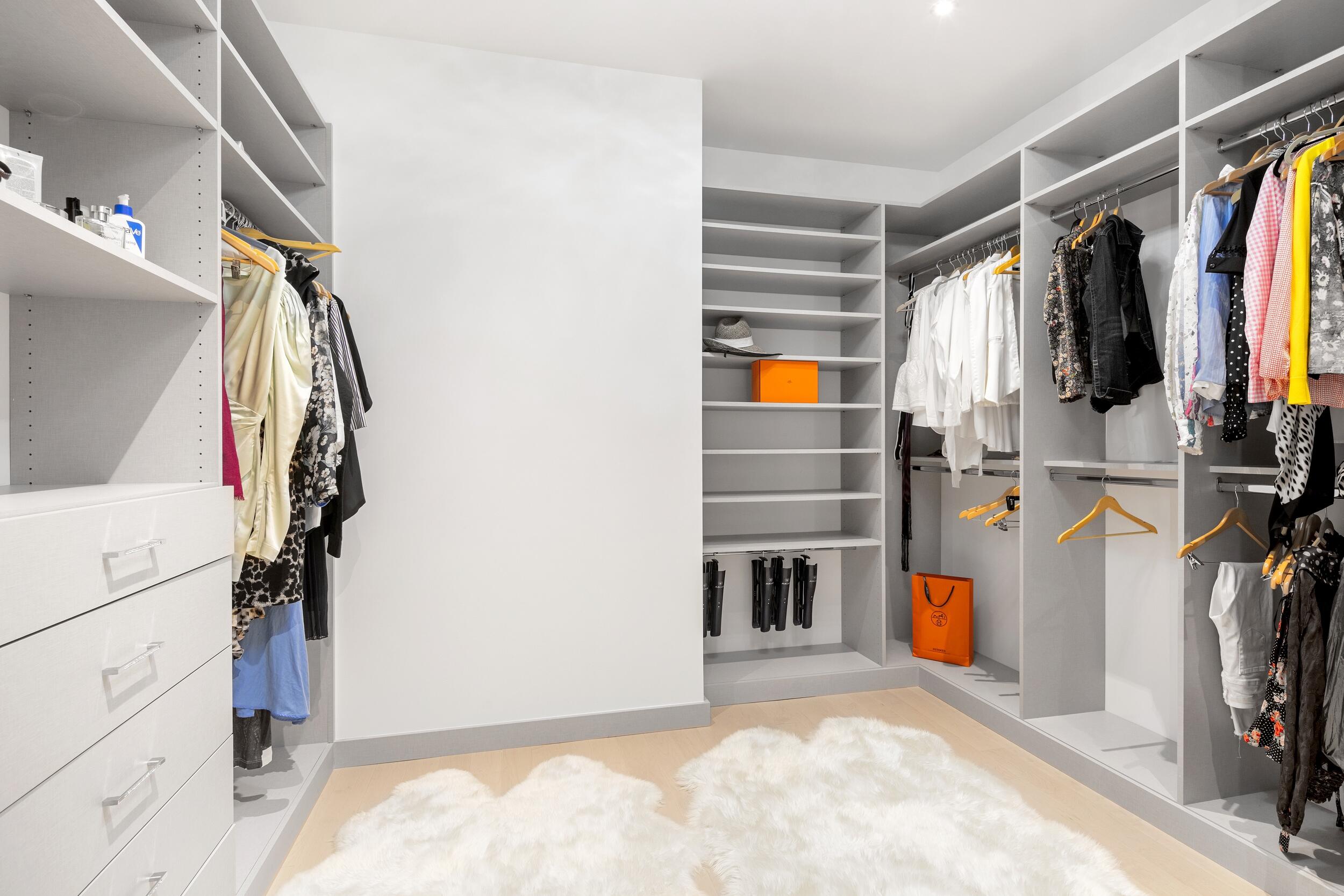 ROYAL PARK - Residential