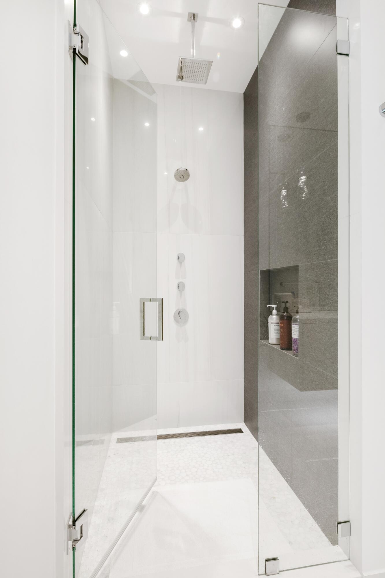 ROYAL PARK - Residential