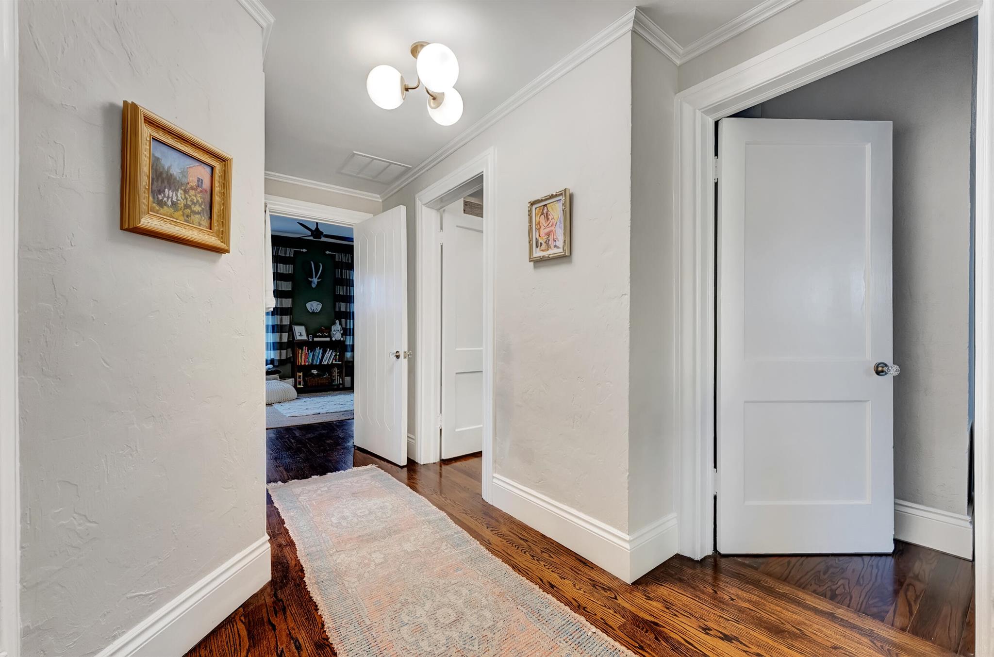 crest lake park Delray IN - Residential