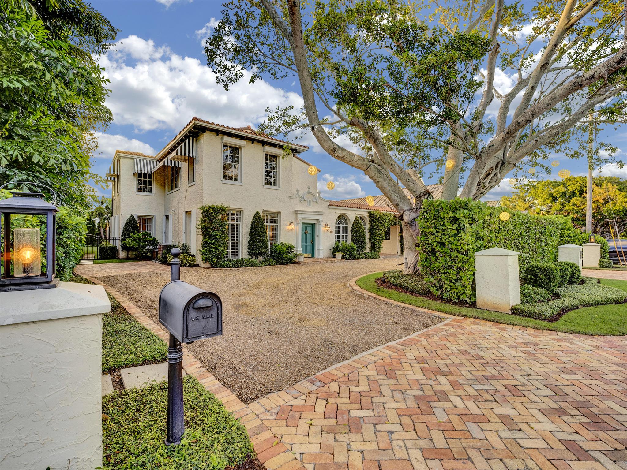 crest lake park Delray IN - Residential