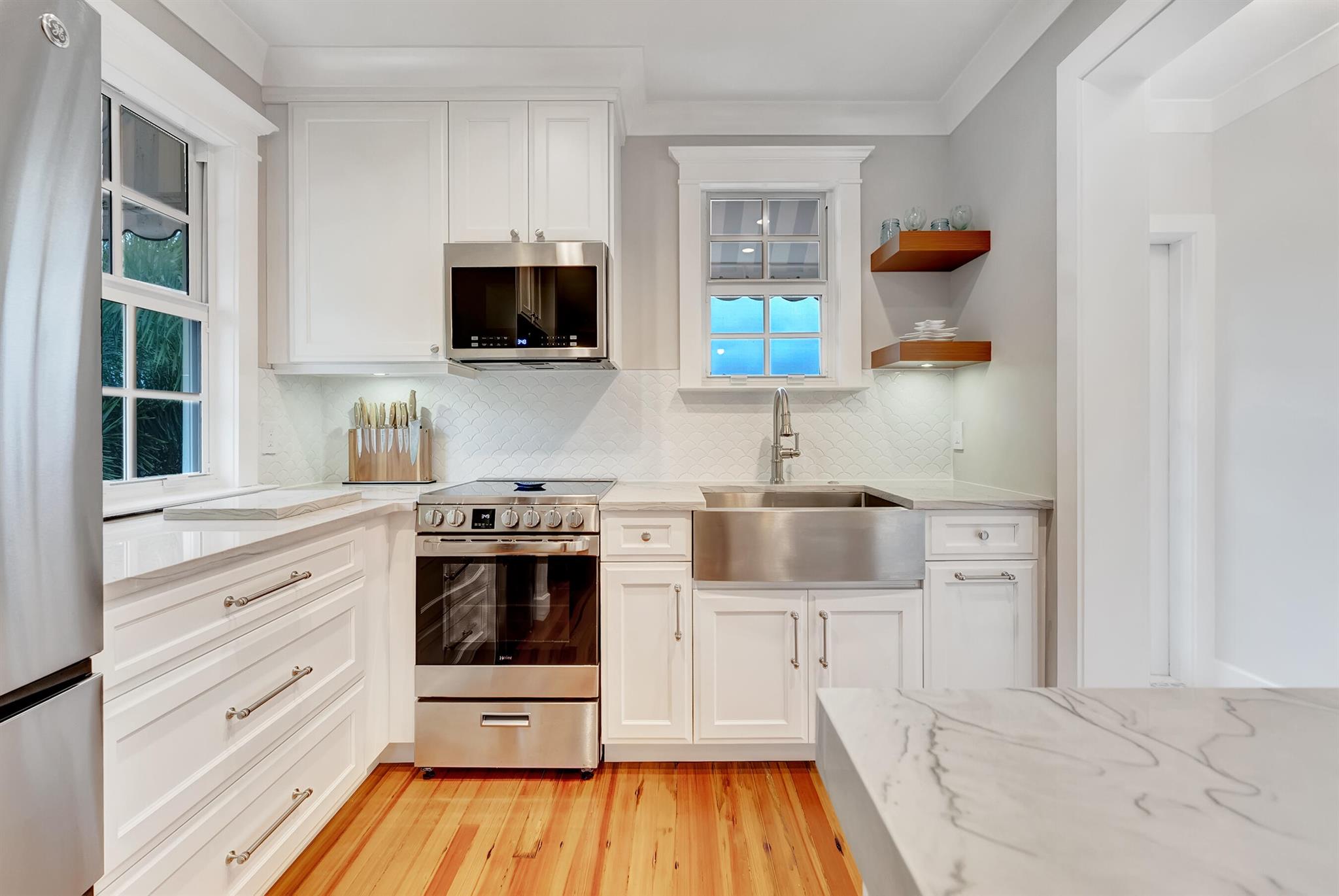 crest lake park Delray IN - Residential