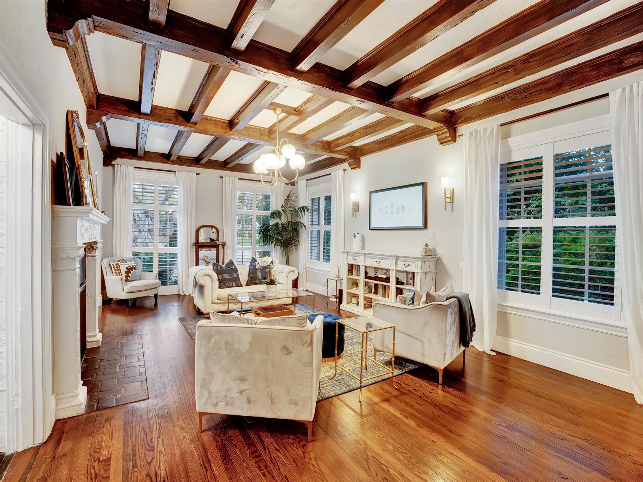 crest lake park Delray IN - Residential