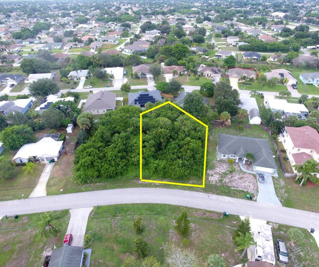 Photo of 857 SW Haas Avenue, Port Saint Lucie, FL 34953 (MLS # R10938721)