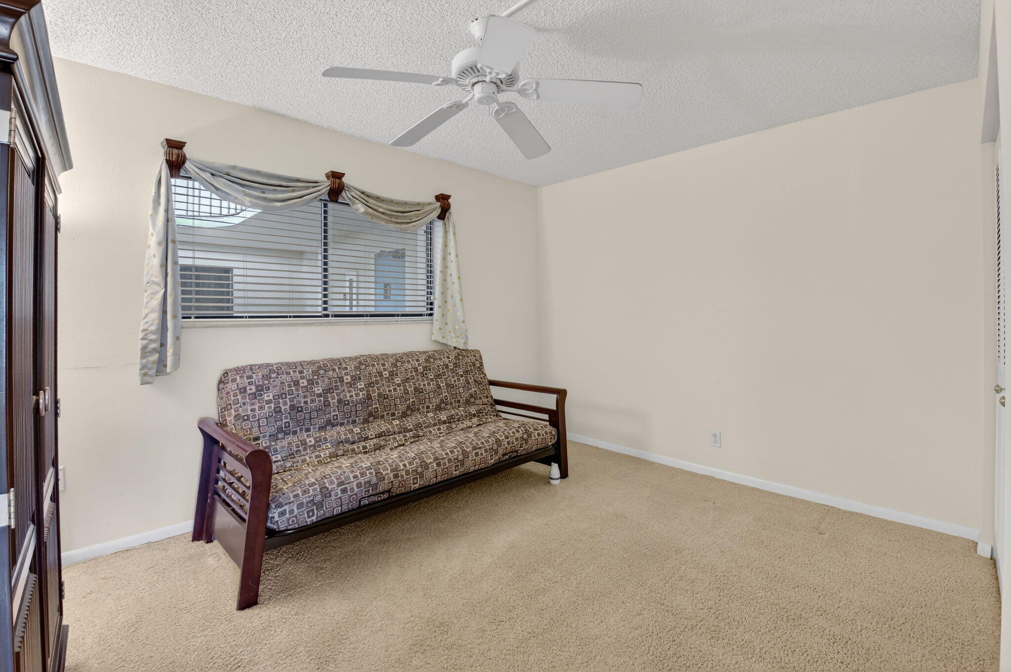 OLIVE LEAF CONDO - Residential