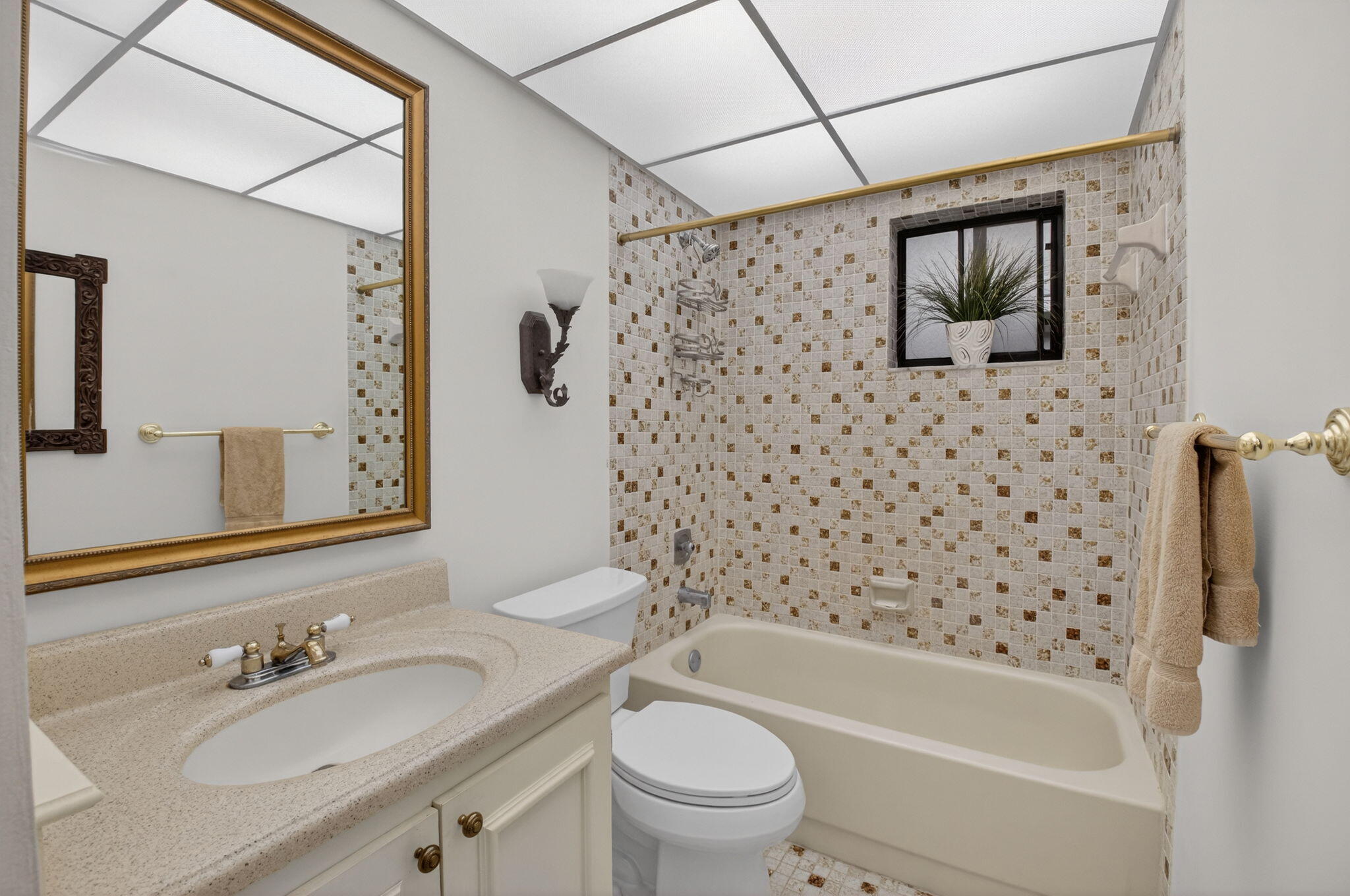 OLIVE LEAF CONDO - Residential