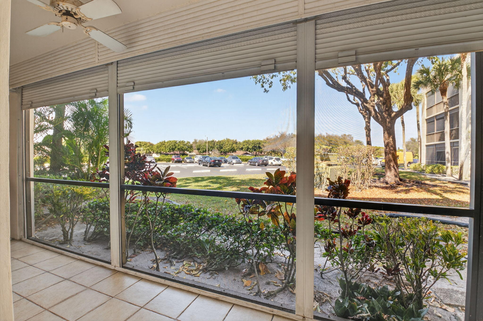 OLIVE LEAF CONDO - Residential