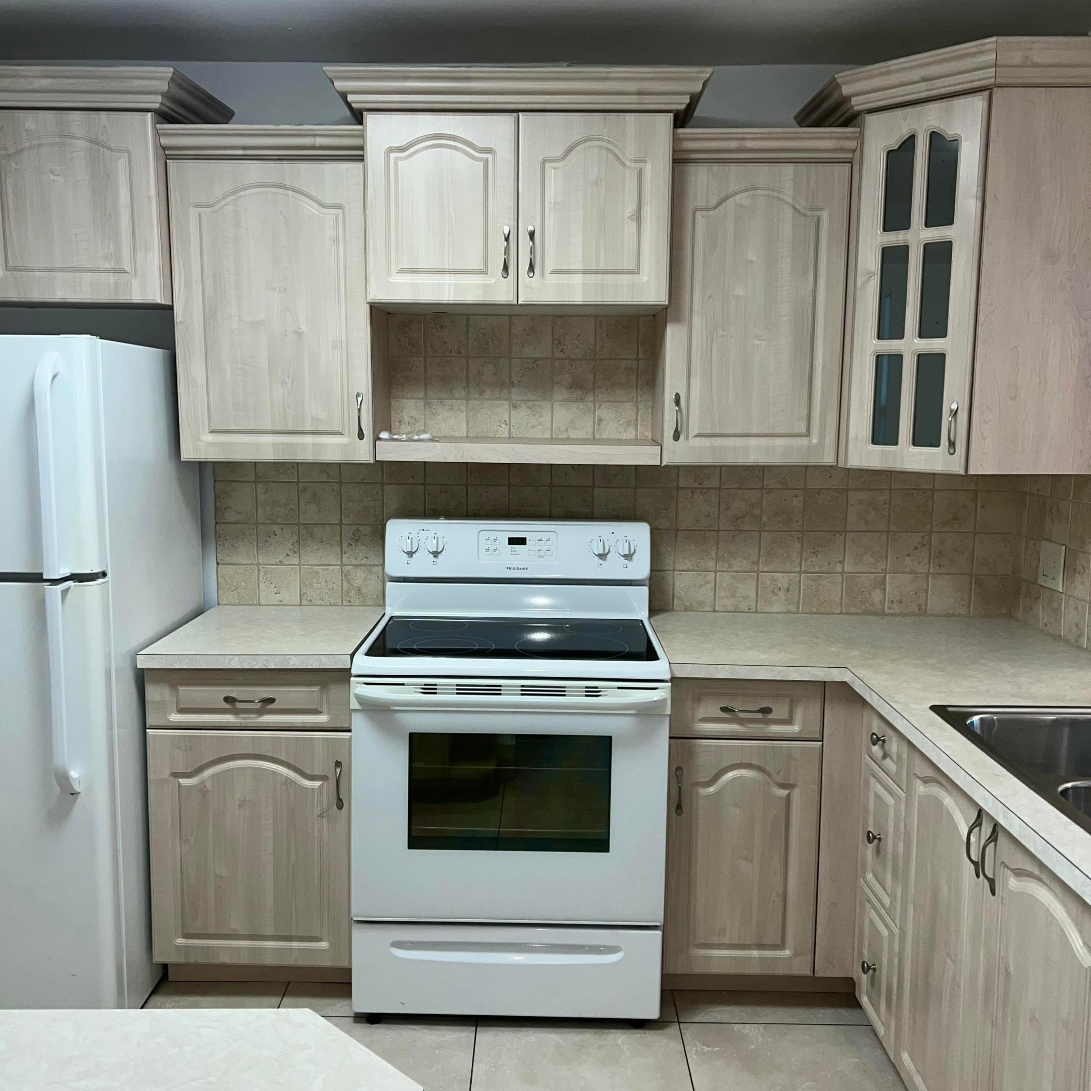 INLET HOUSE CONDOMINIUM - Residential