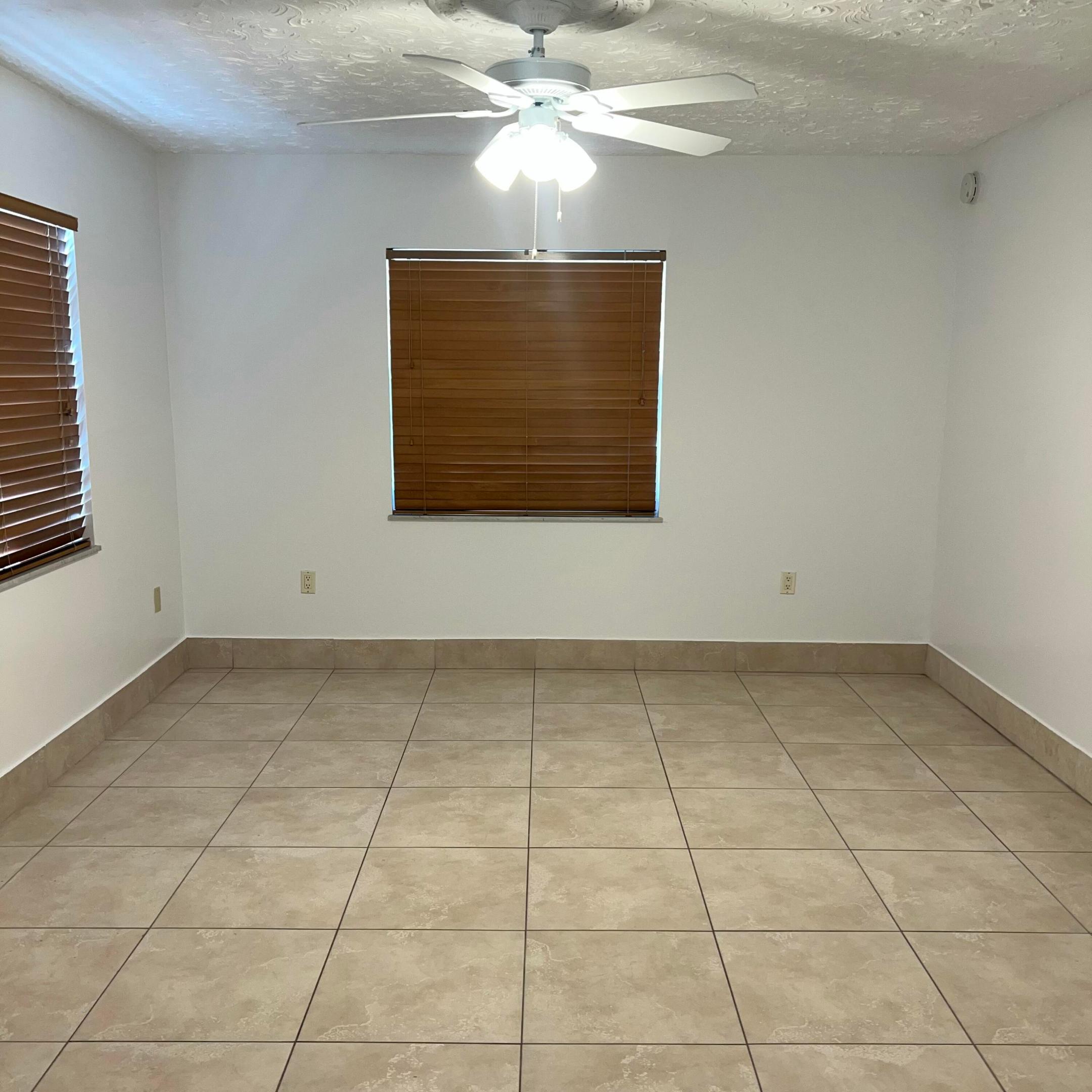 INLET HOUSE CONDOMINIUM - Residential