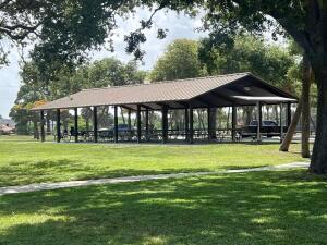 LAKESIDE POINT APT 3 COND - Residential