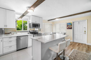 LAKESIDE POINT APT 3 CONDO - Residential