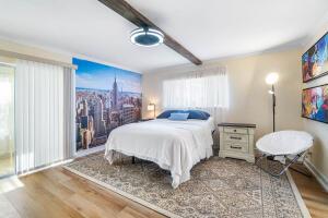 LAKESIDE POINT APT 3 COND - Residential