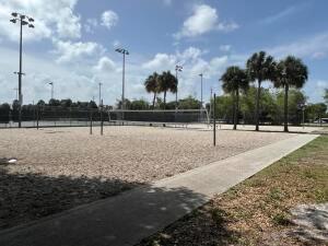 LAKESIDE POINT APT 3 COND - Residential