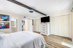 LAKESIDE POINT APT 3 CONDO - Residential