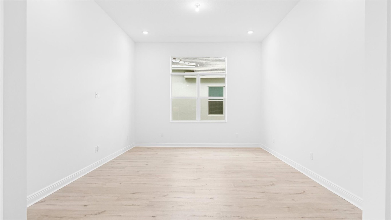 CRESSWIND PALM BEACH - Residential