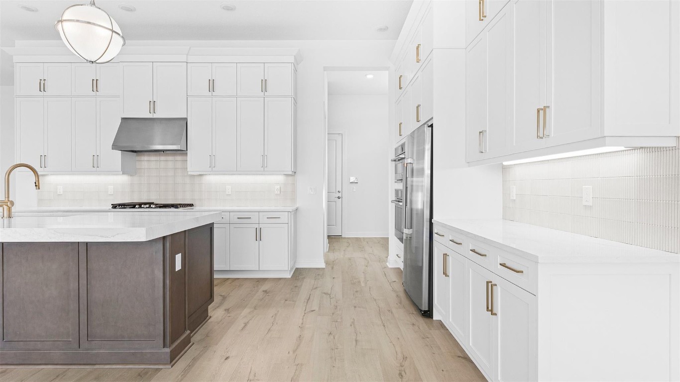 CRESSWIND PALM BEACH - Residential