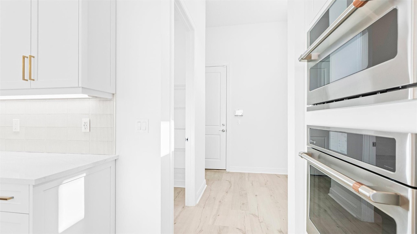 CRESSWIND PALM BEACH - Residential