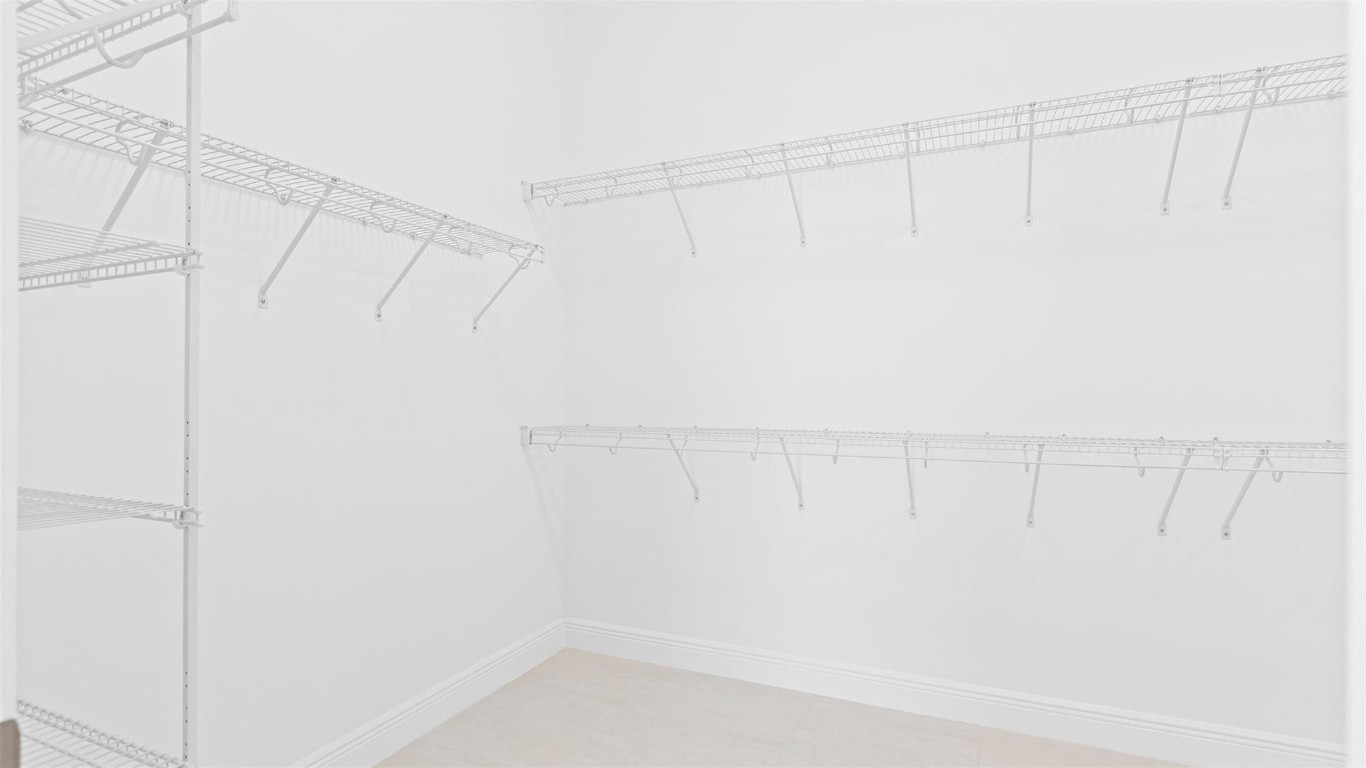 CRESSWIND PALM BEACH - Residential