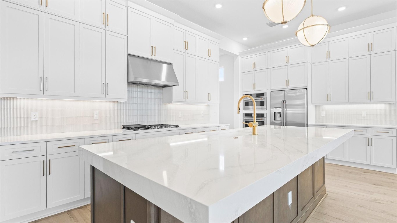 CRESSWIND PALM BEACH - Residential