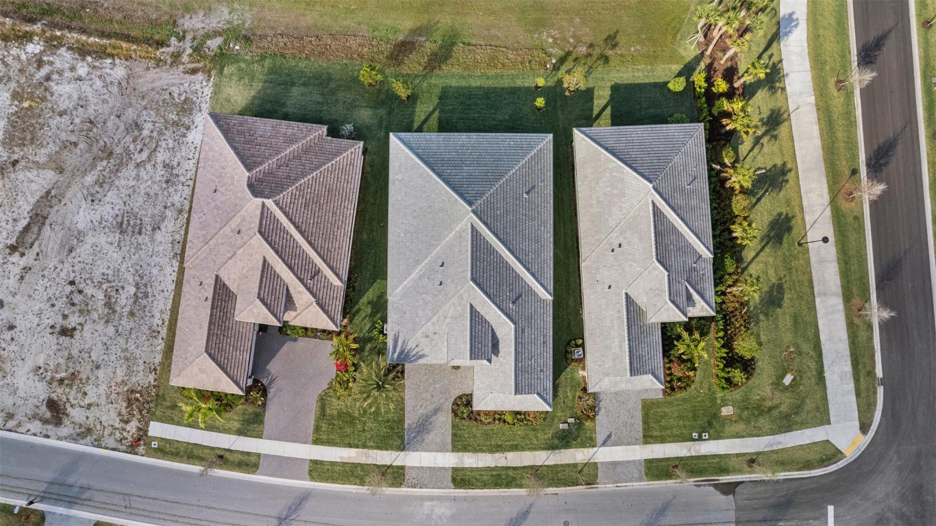 CRESSWIND PALM BEACH - Residential