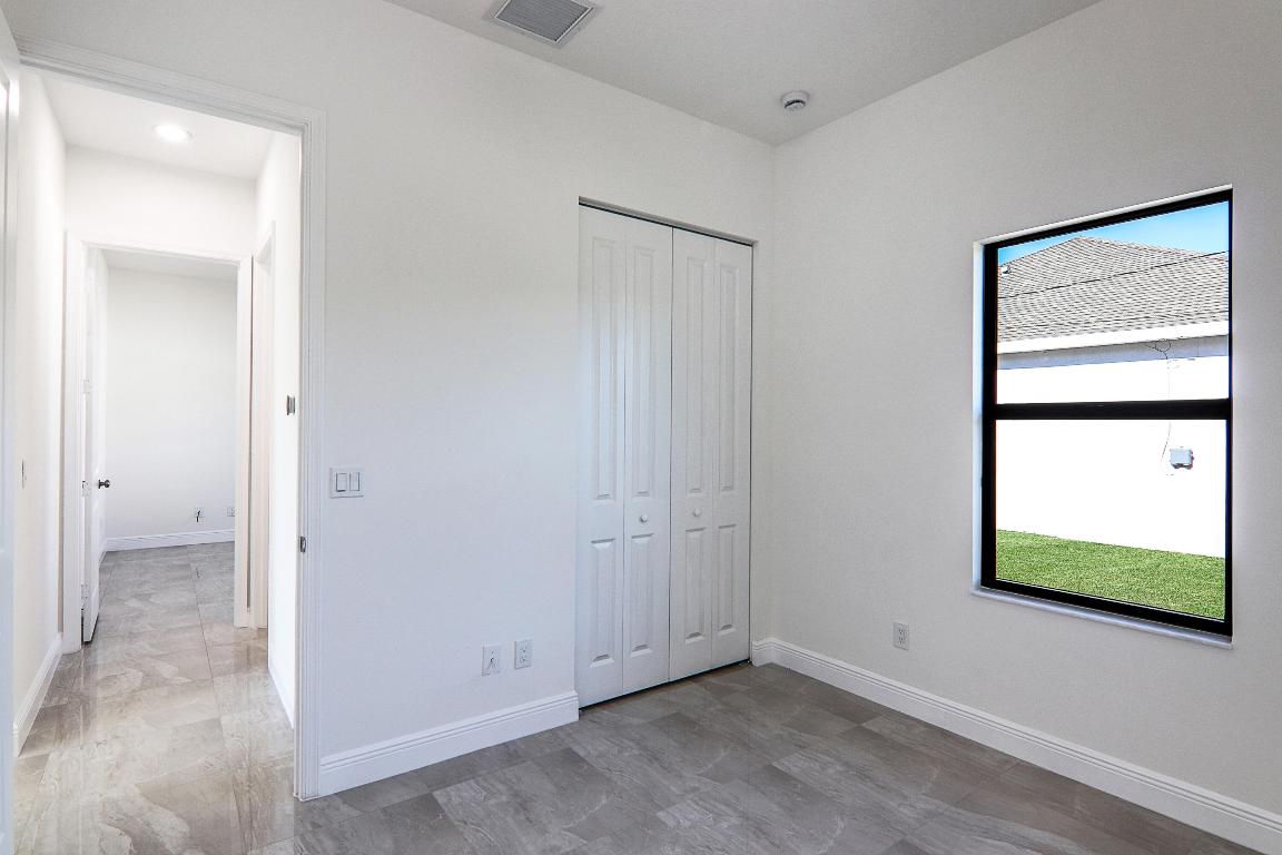 Port St Lucie Sec 33 - Residential