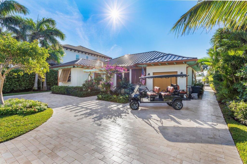 Photo of 1018 White Drive, Delray Beach, FL 33483 (MLS # R11050972)