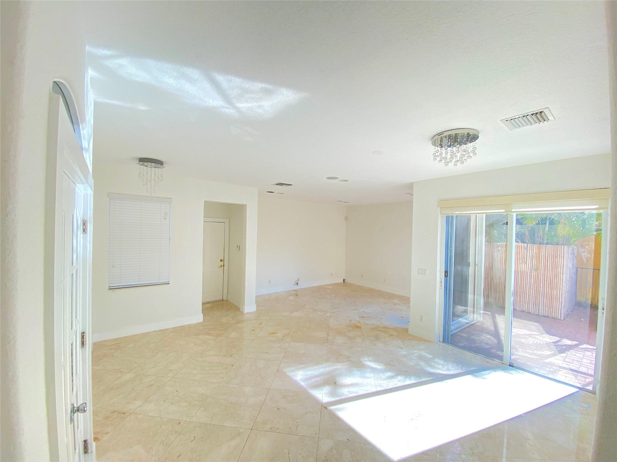 5830 NW 119th Dr