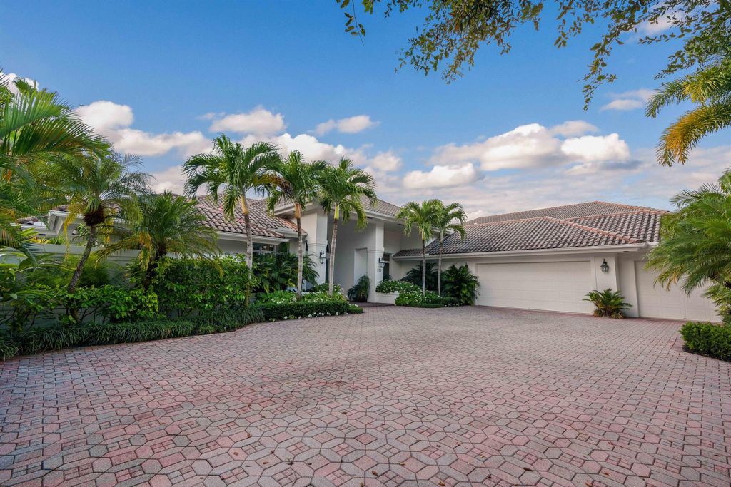 Photo of 351 Eagle Drive, Jupiter, FL 33477 (MLS # R11042421)