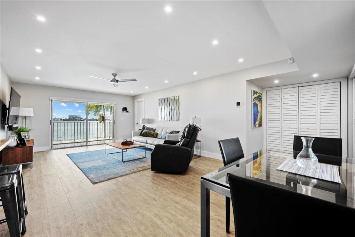 Sugar Sands Association. - Residential