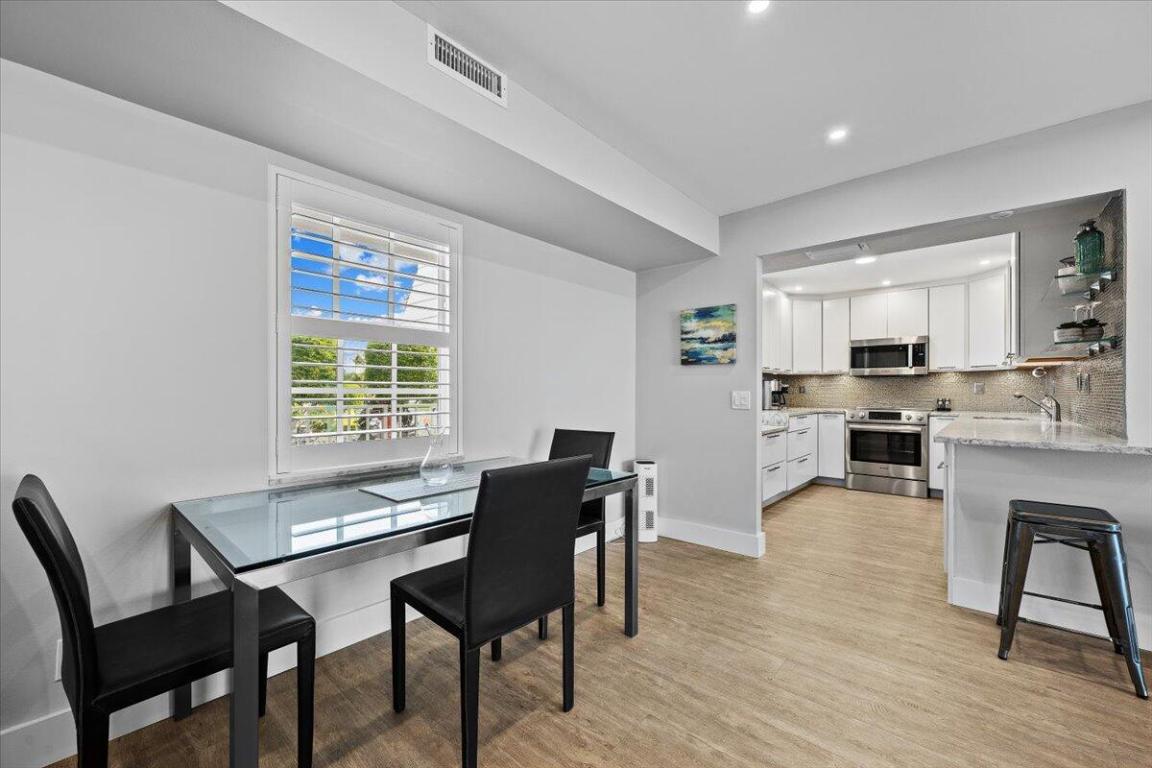 Sugar Sands Association. - Residential