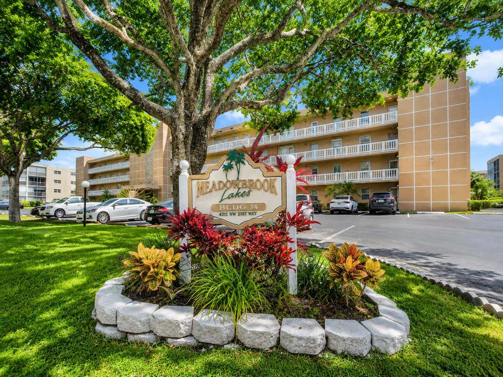 Photo of 1025 SE 4th Avenue #101, Dania Beach, FL 33004 (MLS # B26062393)