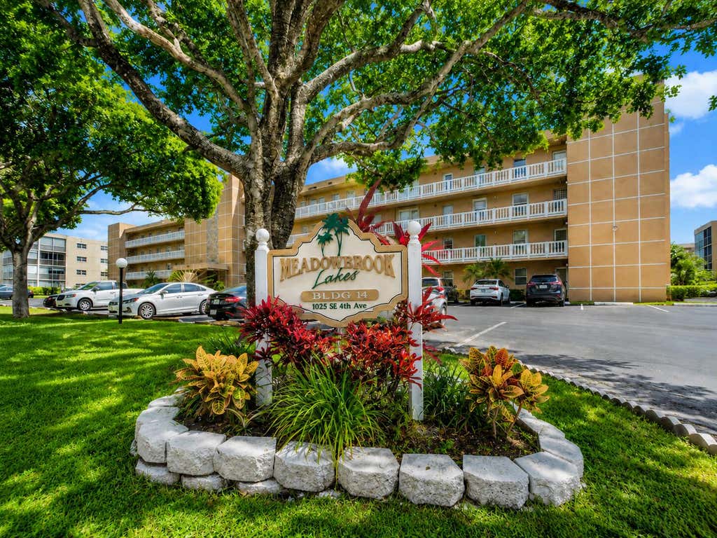 Photo of 1025 SE 4th Avenue #101, Dania Beach, FL 33004 (MLS # B26062393)