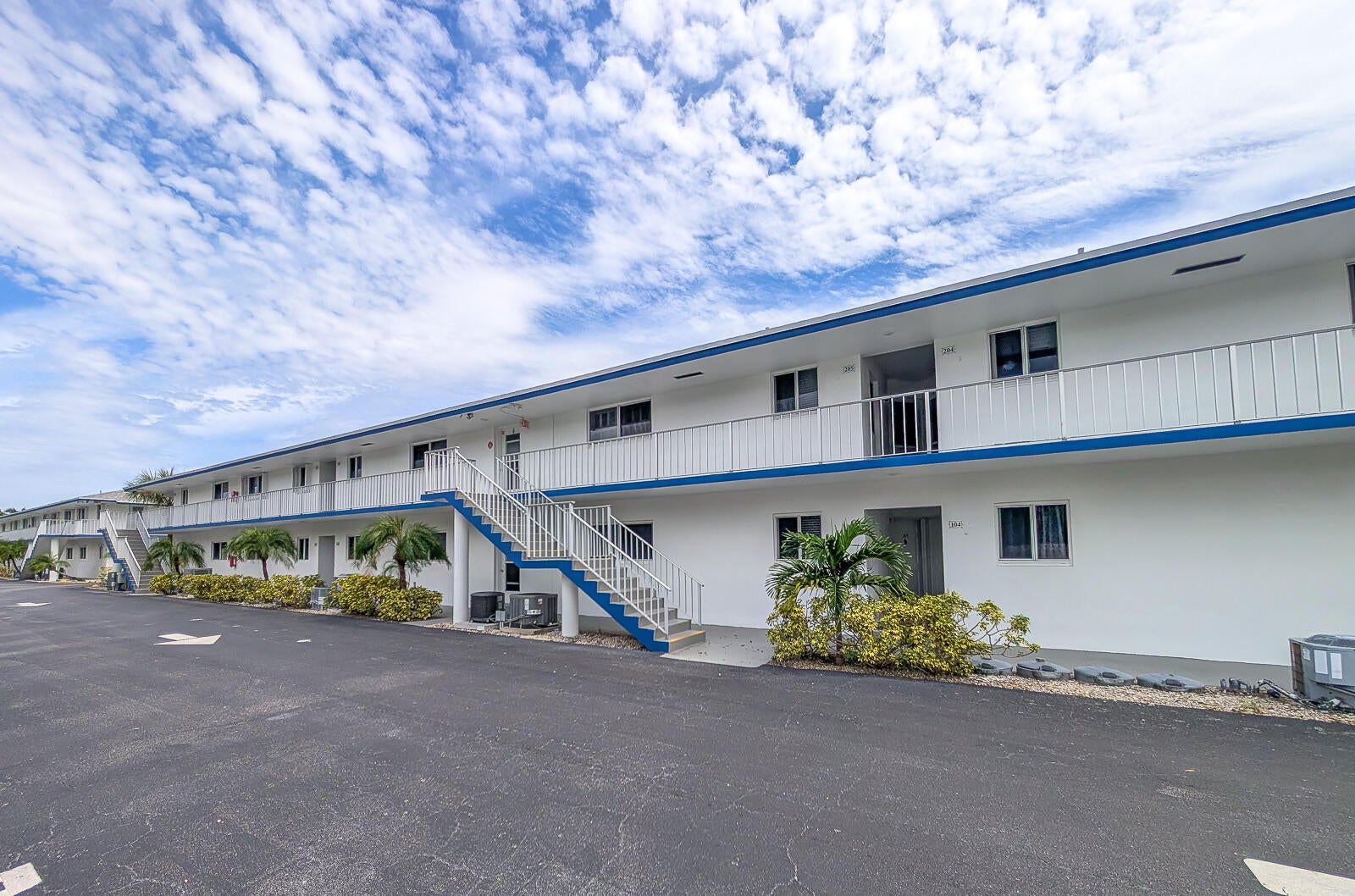 8 Garden Street 205R