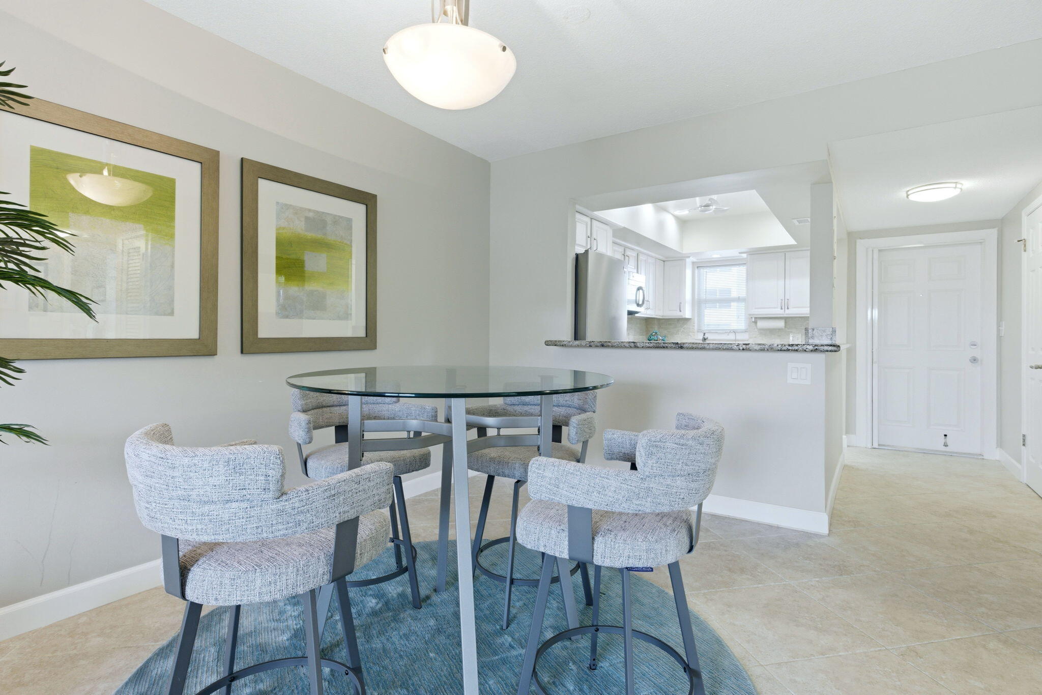 HAWTHORNE MANOR CONDO - Residential
