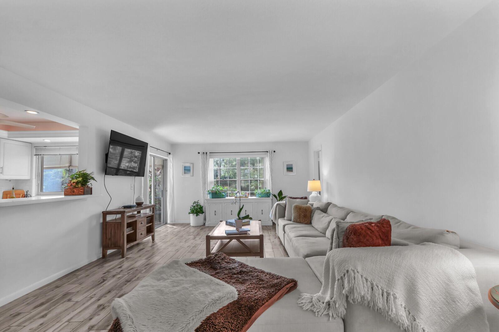 TAMBERLANE 6 CONDO - Residential Lease