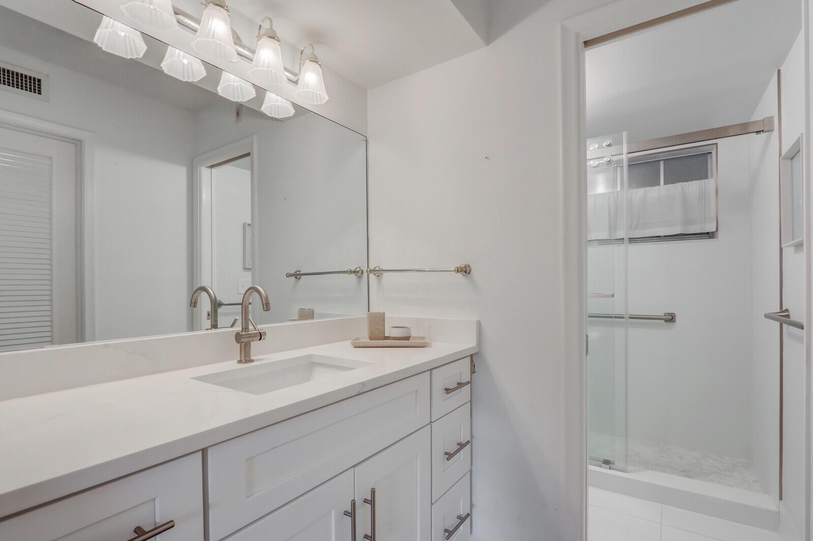 TAMBERLANE 6 CONDO - Residential Lease