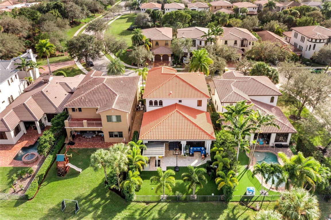 Parkland Golf & Country C - Residential