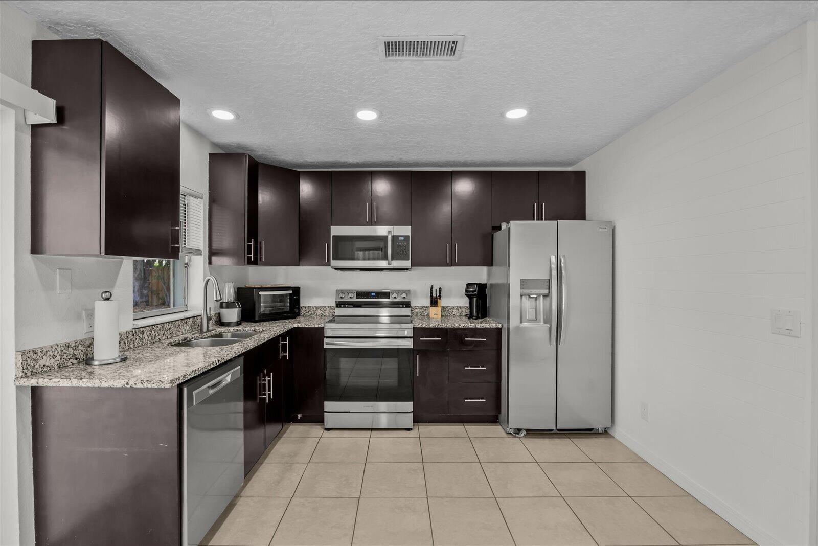 SOUTH PORT ST LUCIE UNIT 5 - Residential