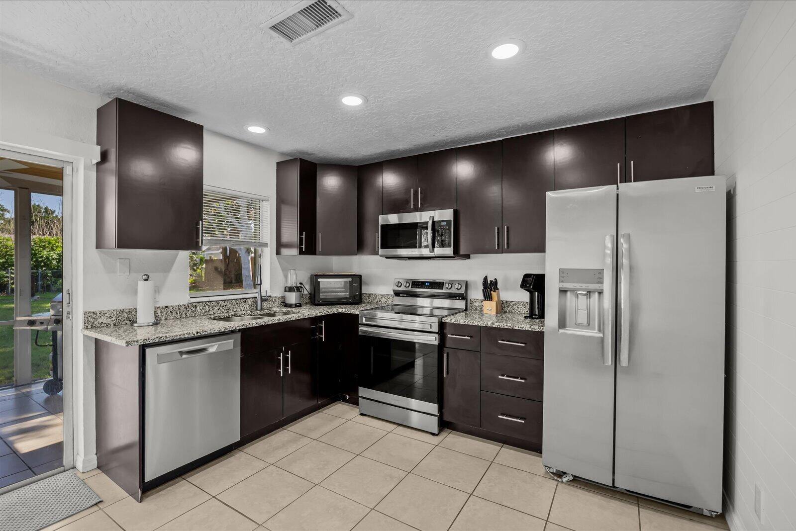 SOUTH PORT ST LUCIE UNIT 5 - Residential