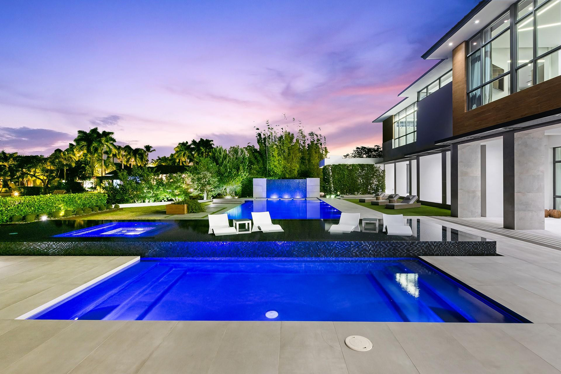 10691 Golden Eagle Court