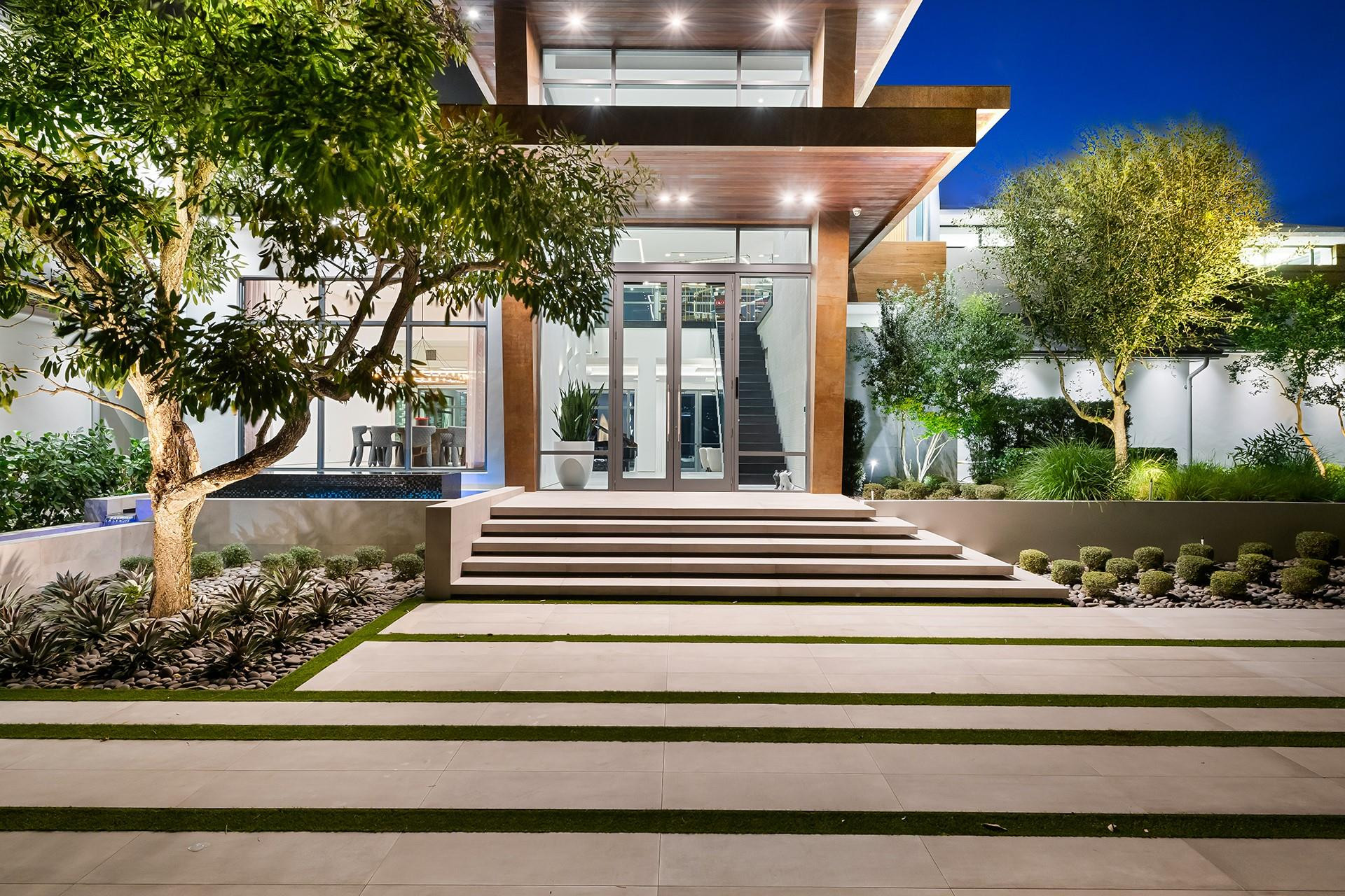 10691 Golden Eagle Court