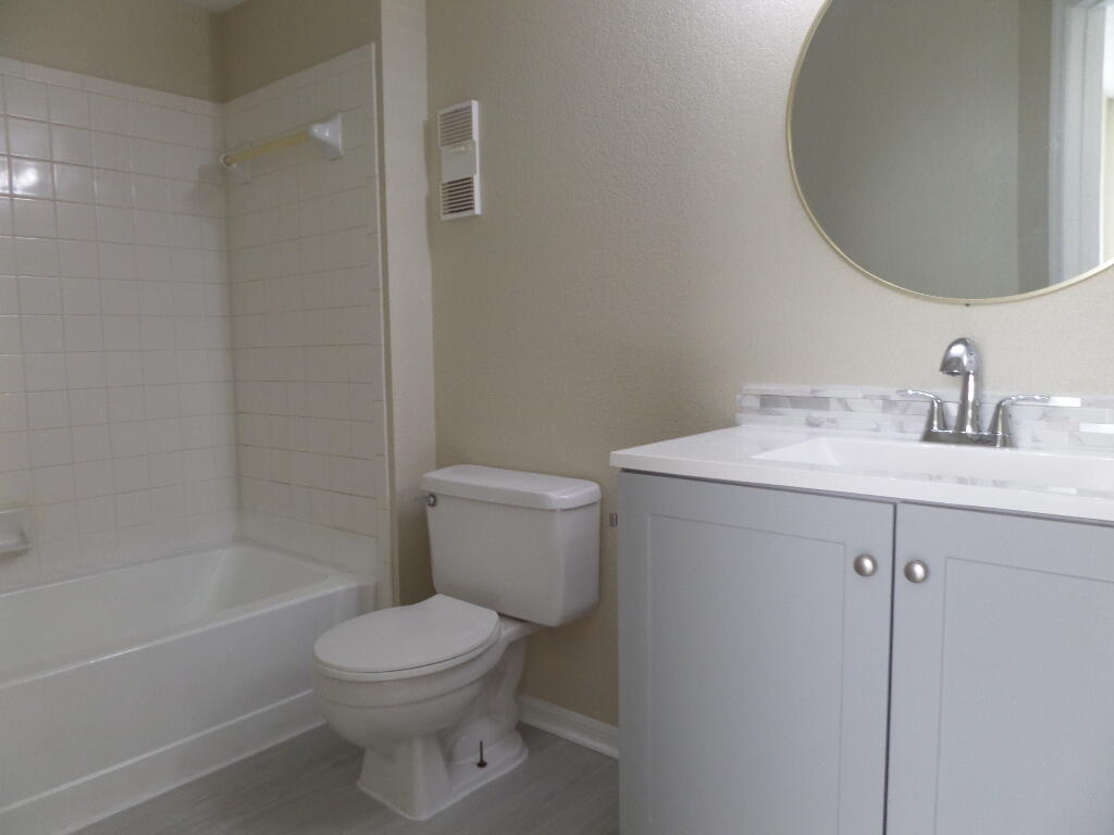 PONTE VERDE AT PALM BEACH LAKES CONDO - Residential Lease