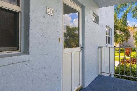Tiny photo for 300 NE 26th Avenue #2100, Boynton Beach, FL 33435 (MLS # B26090597)