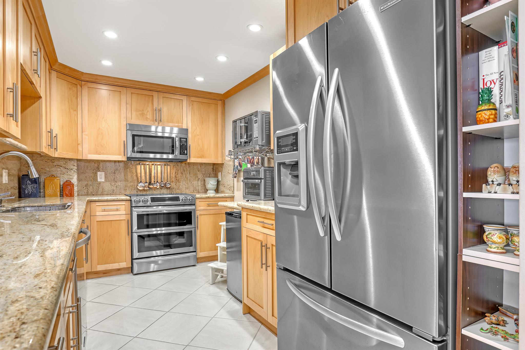 PATRICIAN OF PALM BEACH C - Residential