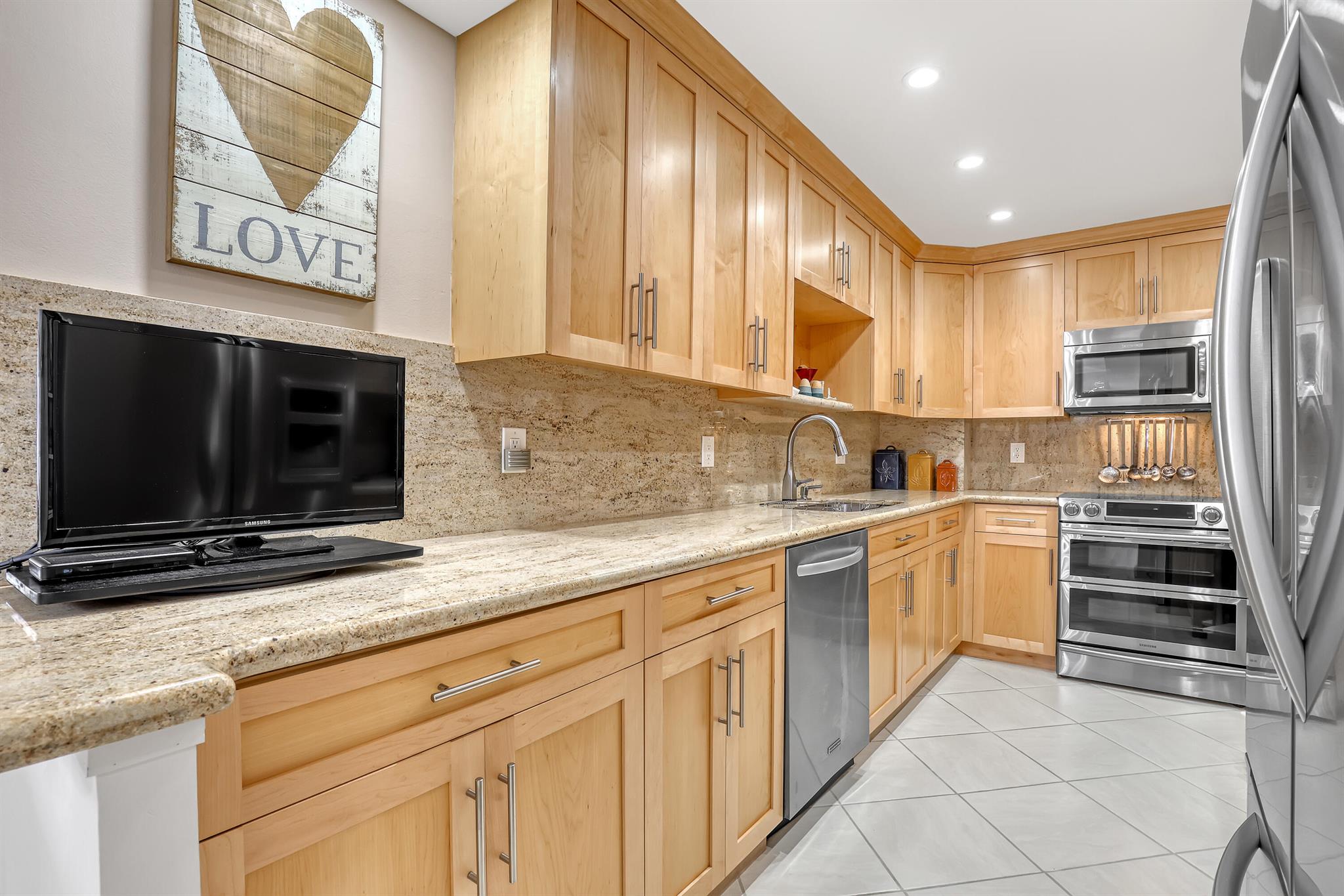 PATRICIAN OF PALM BEACH C - Residential