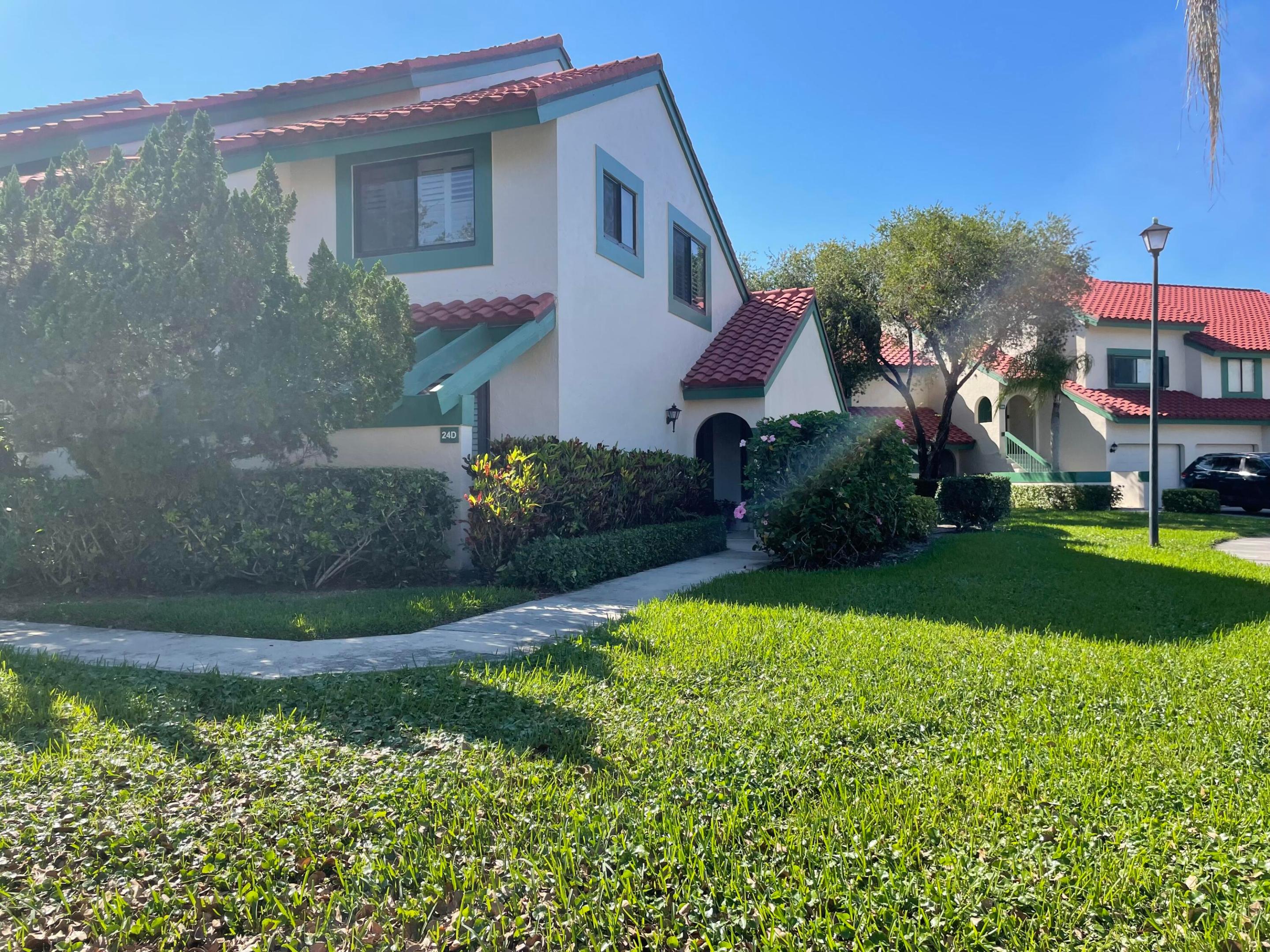 LEXINGTON GREEN CONDO at PGA National - Residential