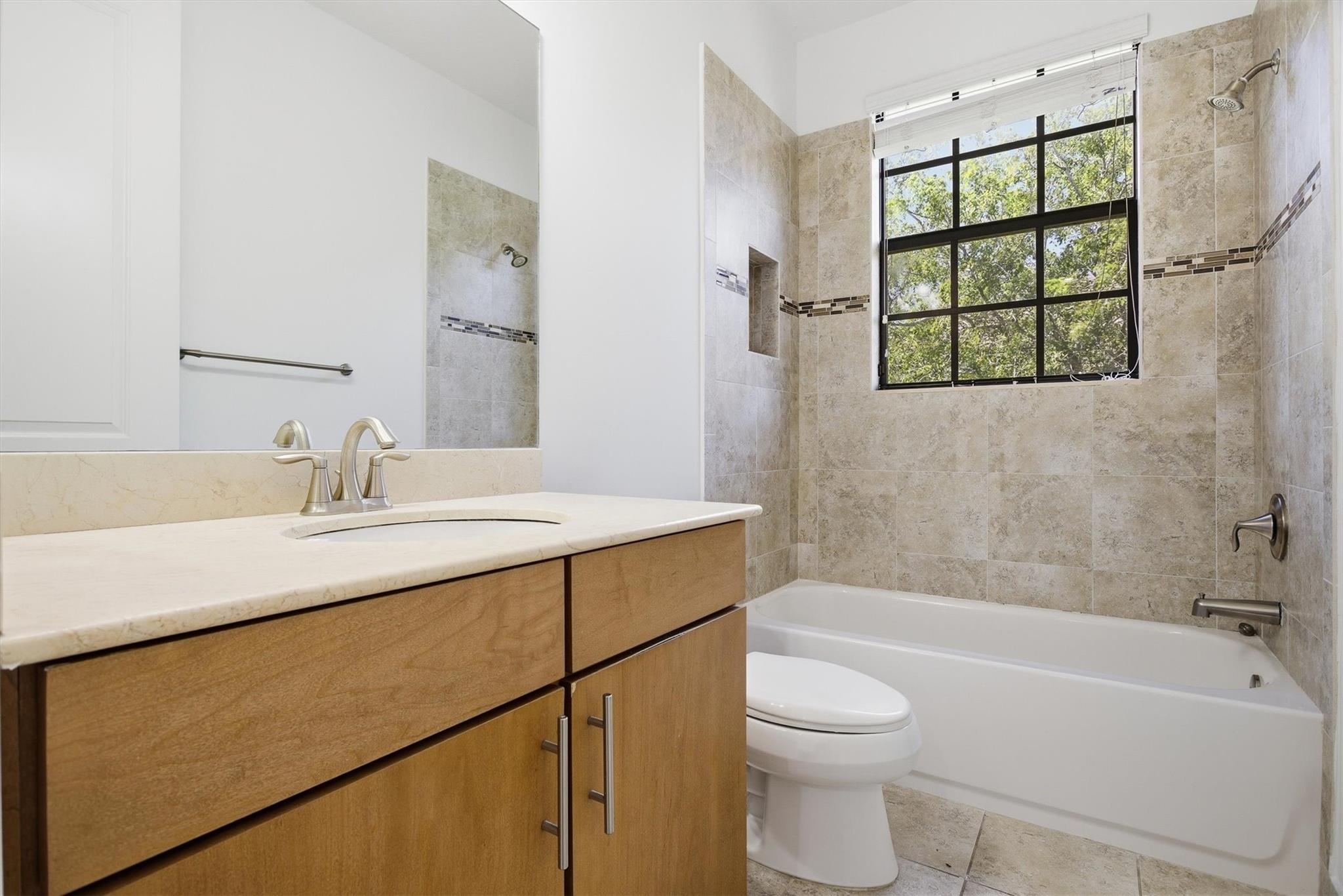 RIVERWALK @ LAGO MAR - Residential Lease