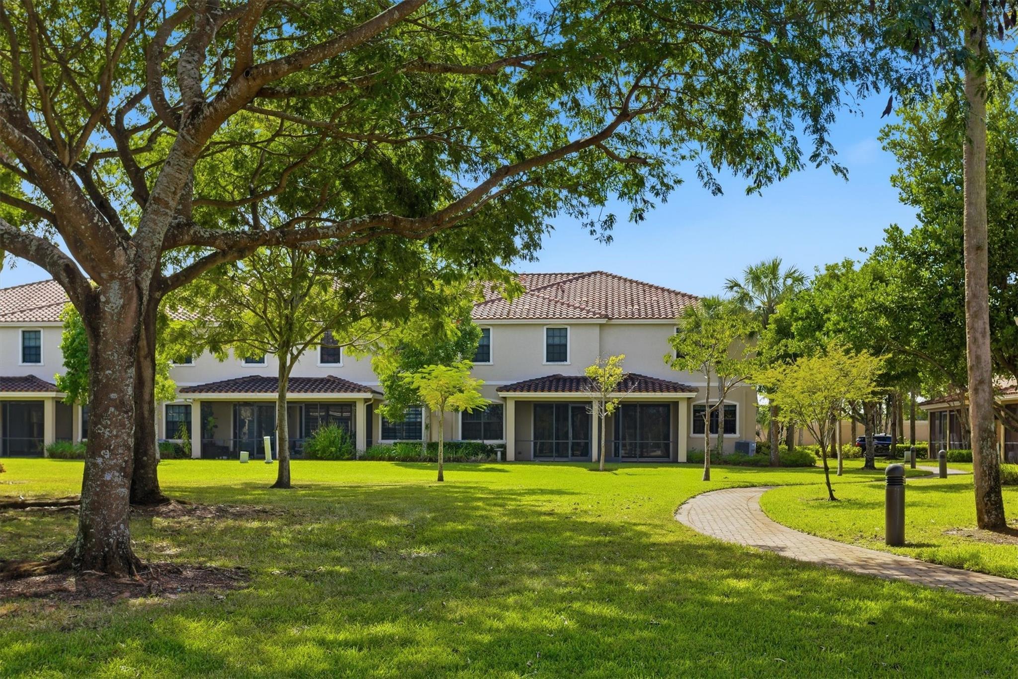 RIVERWALK @ LAGO MAR - Residential Lease