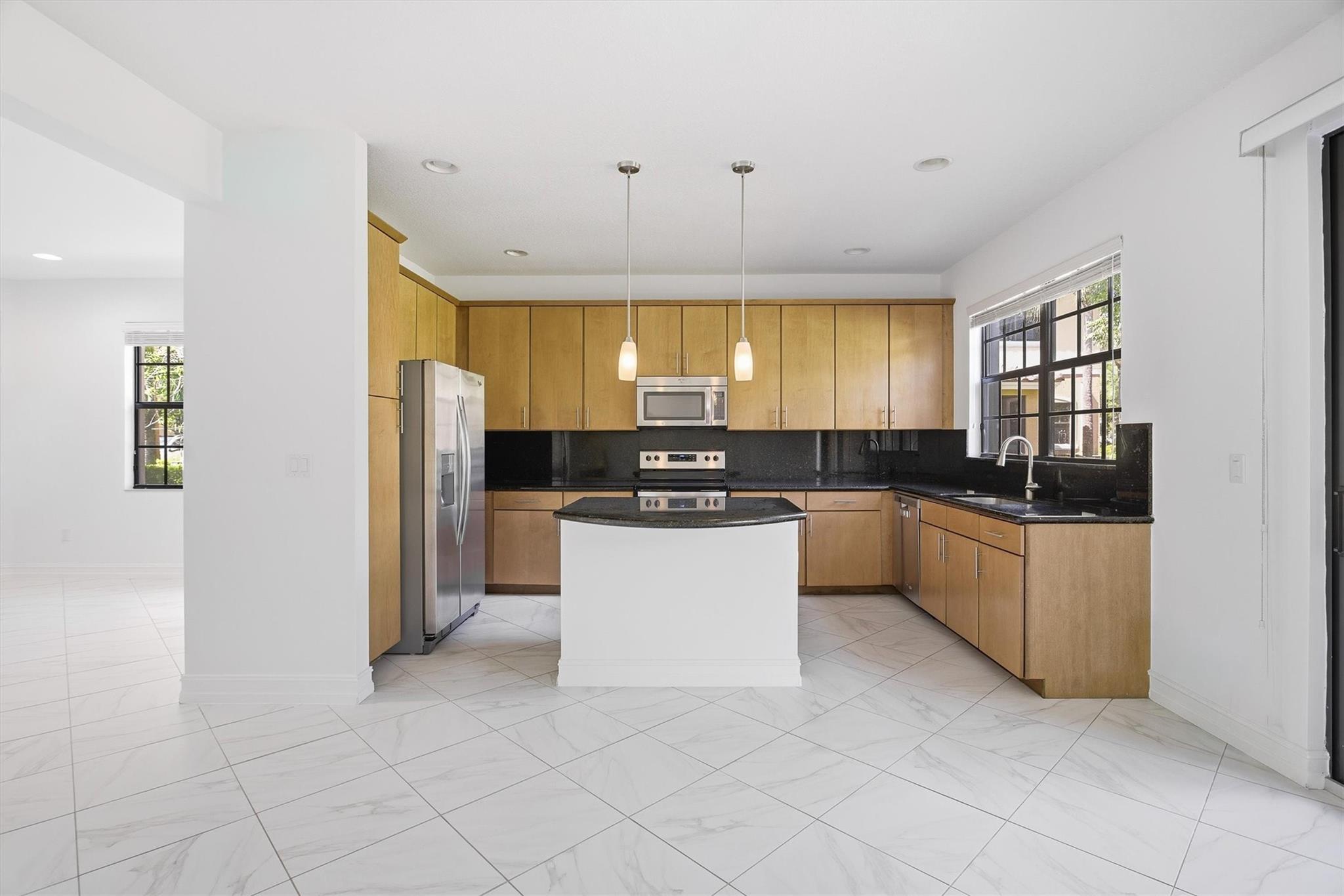 RIVERWALK @ LAGO MAR - Residential Lease